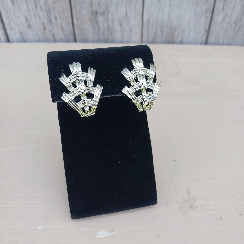 Vtg Costume Clip-On Earrings Coro Silver Tone Basket Weave MCM Art To Wear